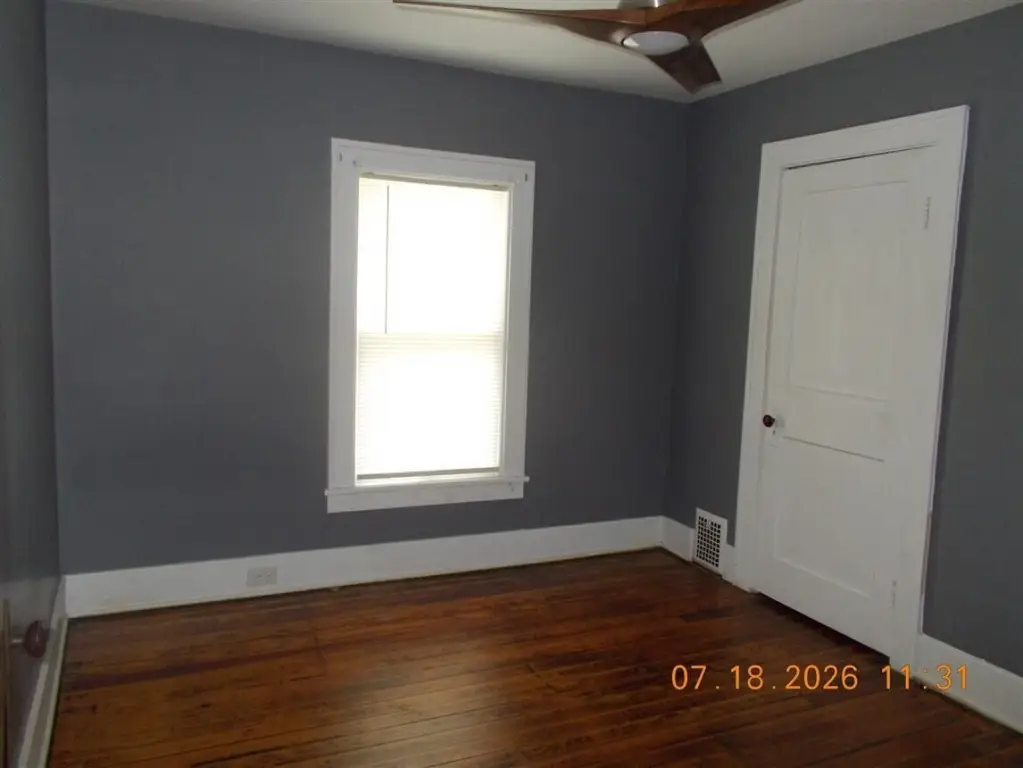 Picture 16