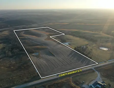 Versatile Land in Warren County, Iowa