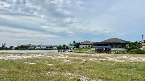 Cape Coral Waterfront Lot