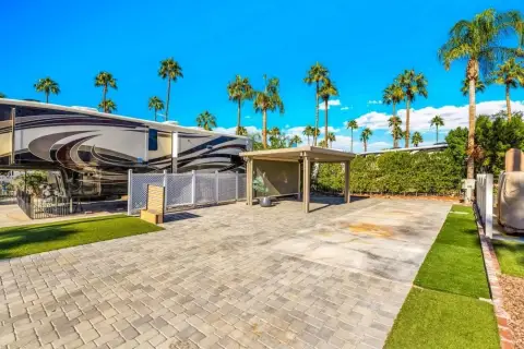 Cathedral City Paved Lot