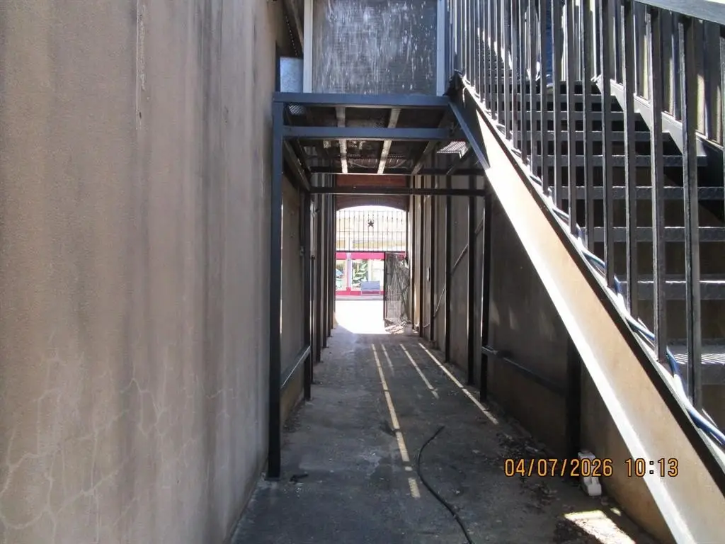 Picture 4