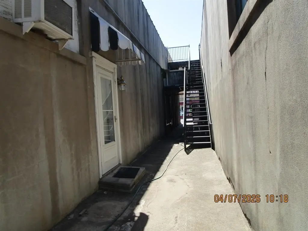 Picture 8