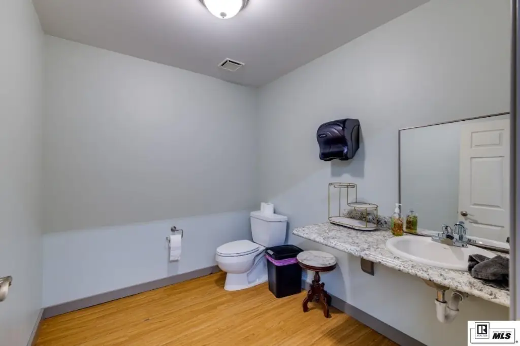 Picture 36
