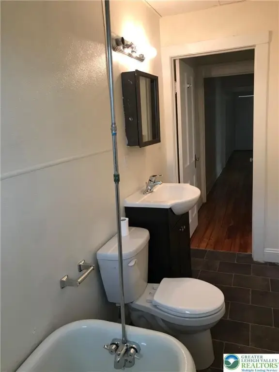 Picture 19