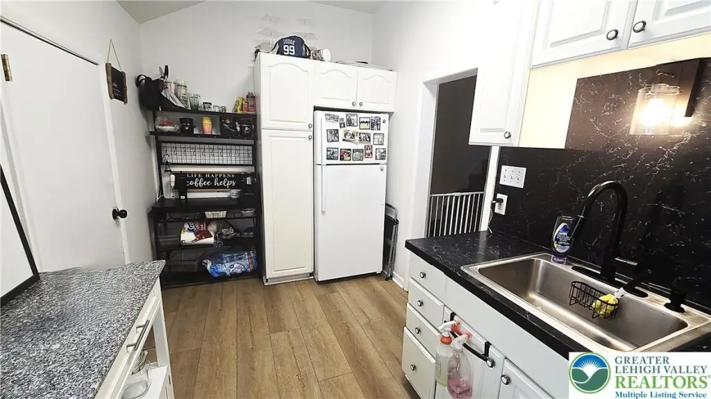 Picture 6