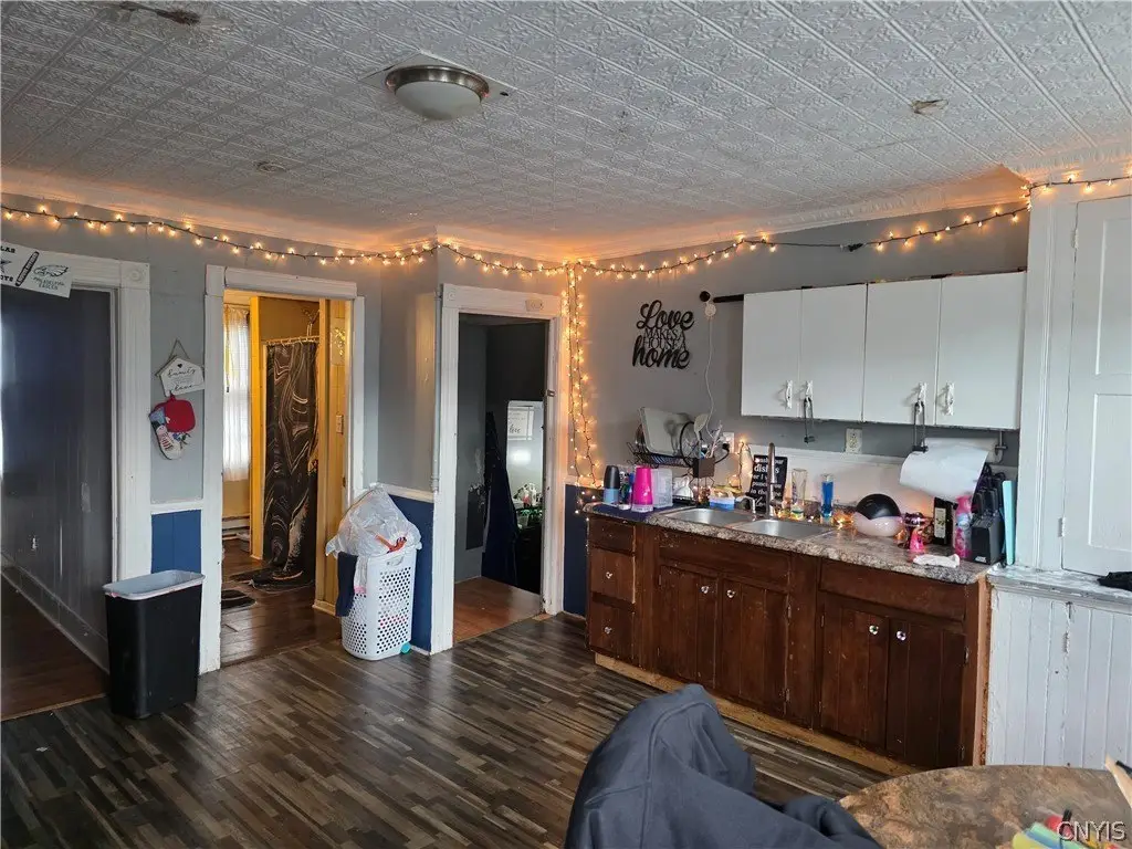 Picture 10