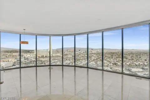 Las Vegas High-Rise Condo