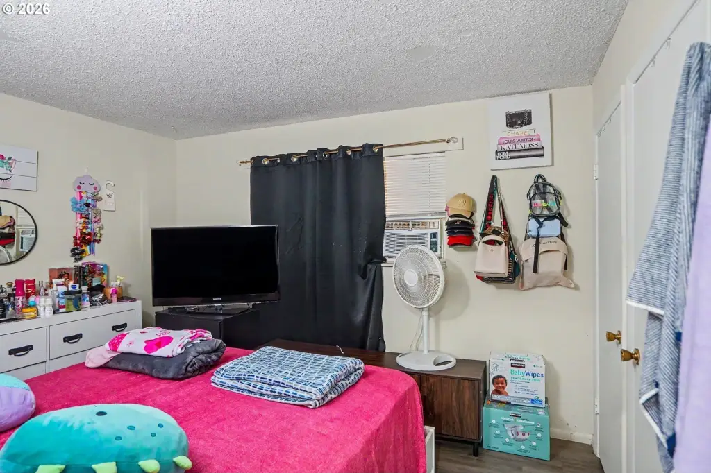 Picture 12