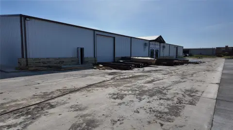 Six-Building Manufacturing Campus