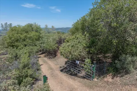 Murphys Residential Acreage with Views