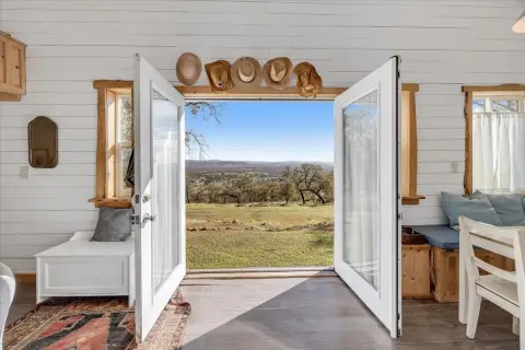 Sierra Foothills Retreat on Acreage