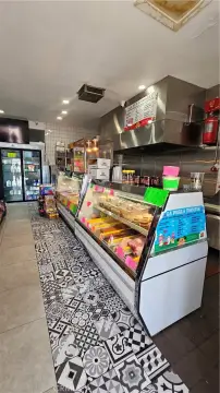 Turn-key Carnicería in Lincoln Heights