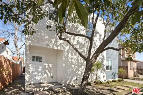 Newer Triplex with FHA Eligibility