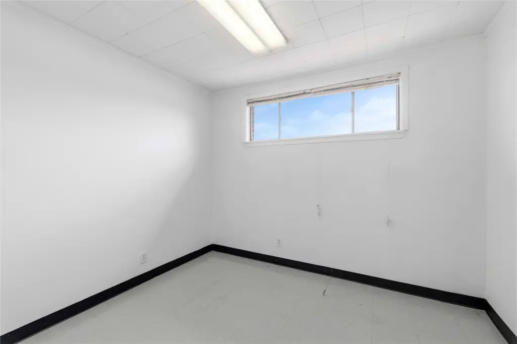 Picture 30