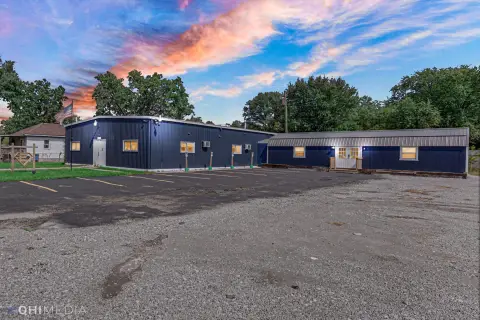 Fitness Center with Detached Garage