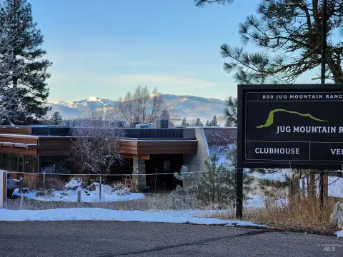 Residential Land in Jug Mountain