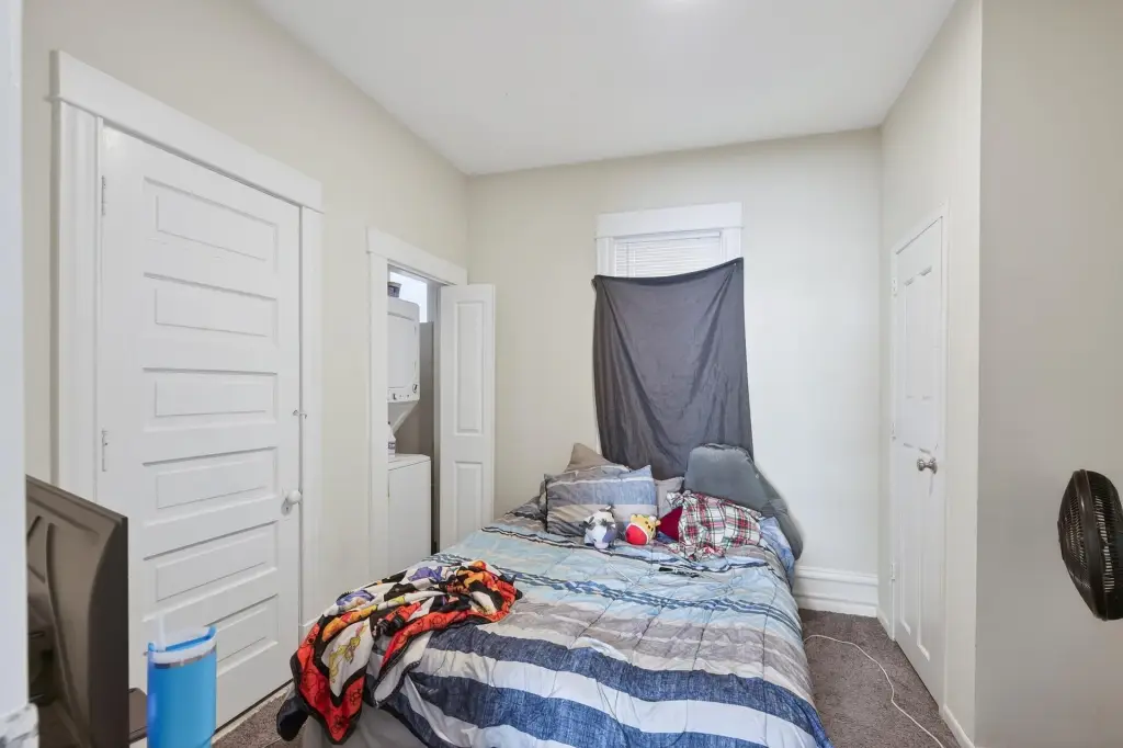 Picture 9