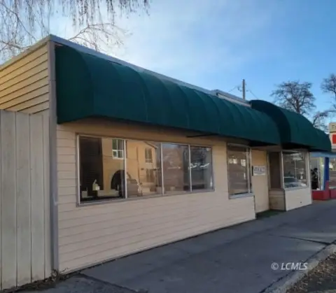Commercial Building in Lakeview, Oregon