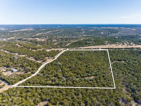 Recreational Land in Hunt, TX