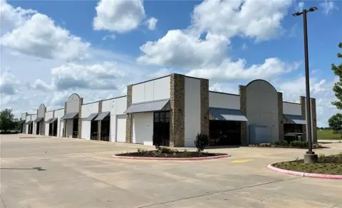 Bentonville Warehouse Near Airport