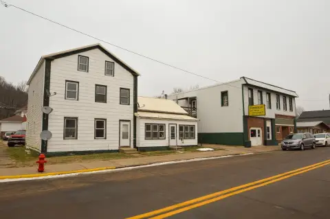 Downtown Cassville Mixed-Use Investment Opportunity