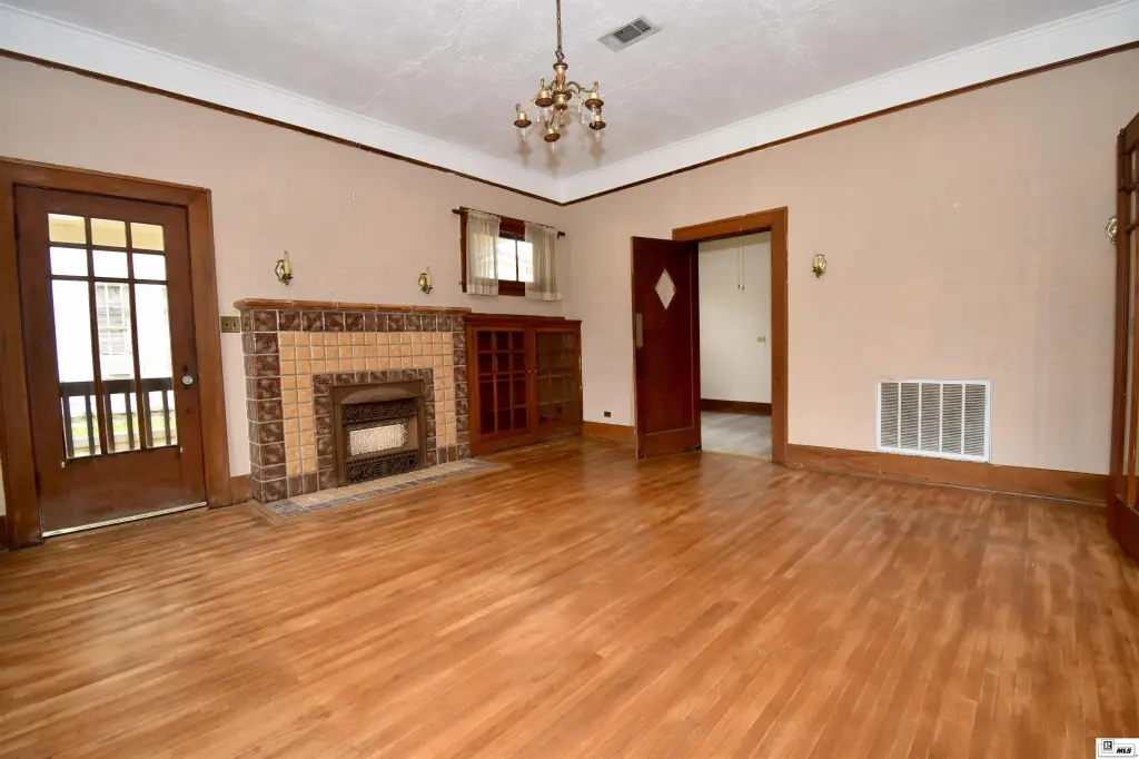 Picture 8