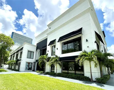Brickell Gateway Boutique Office Space