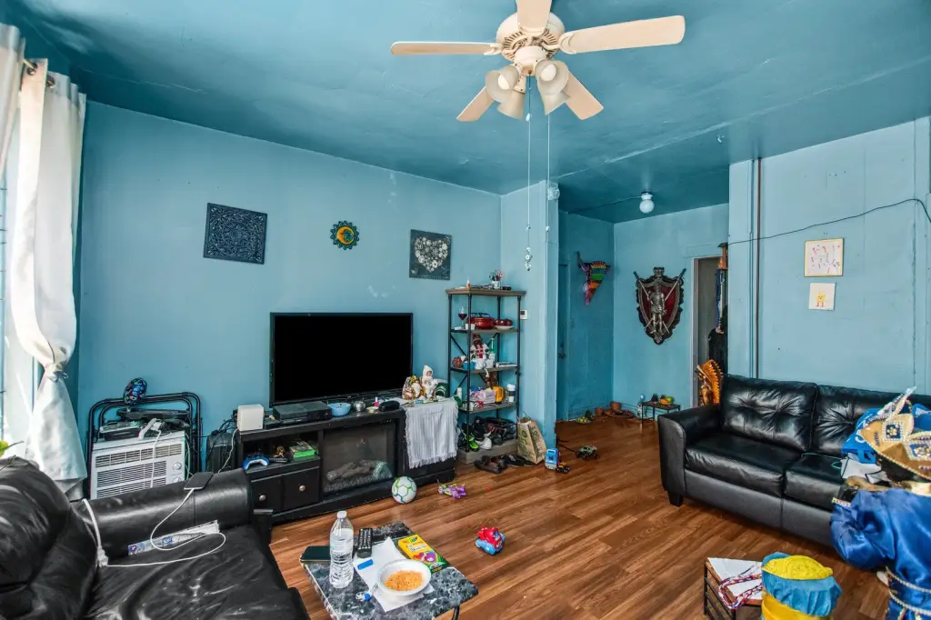 Picture 6