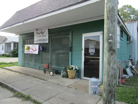 Historic New Iberia Retail Opportunity