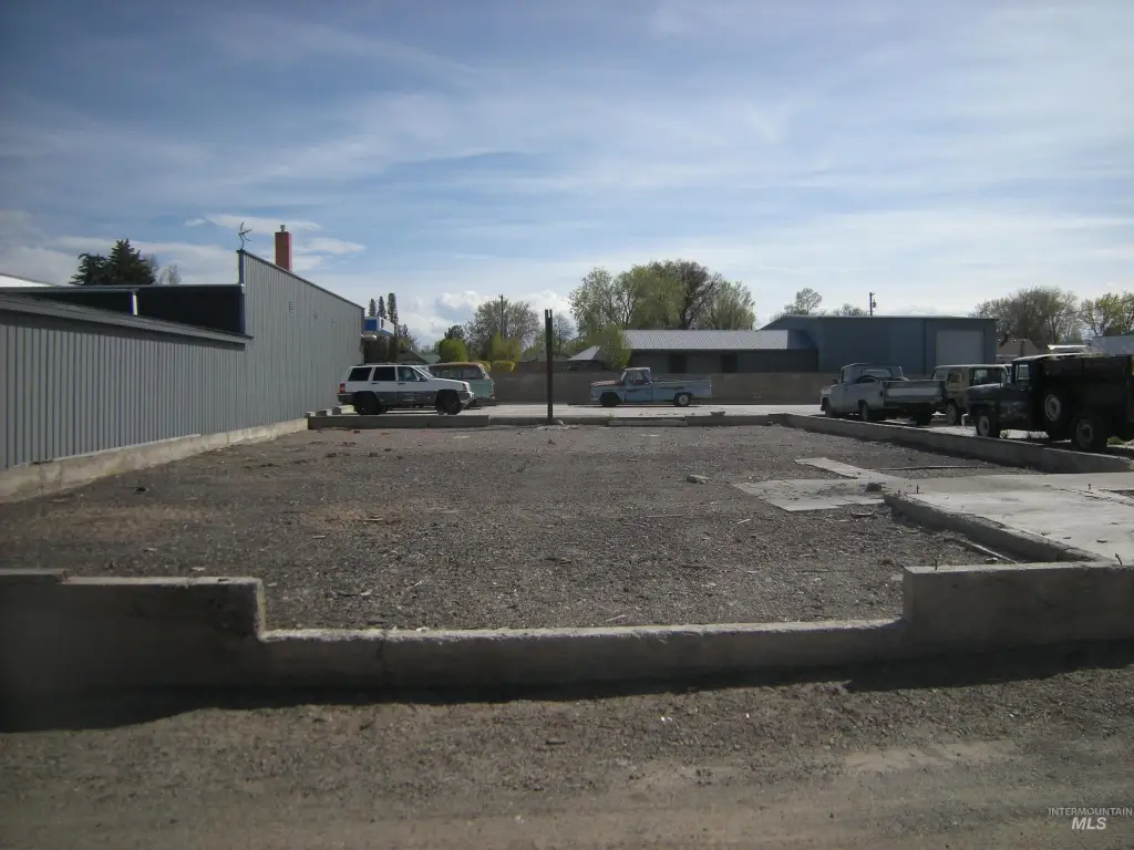 Picture 11