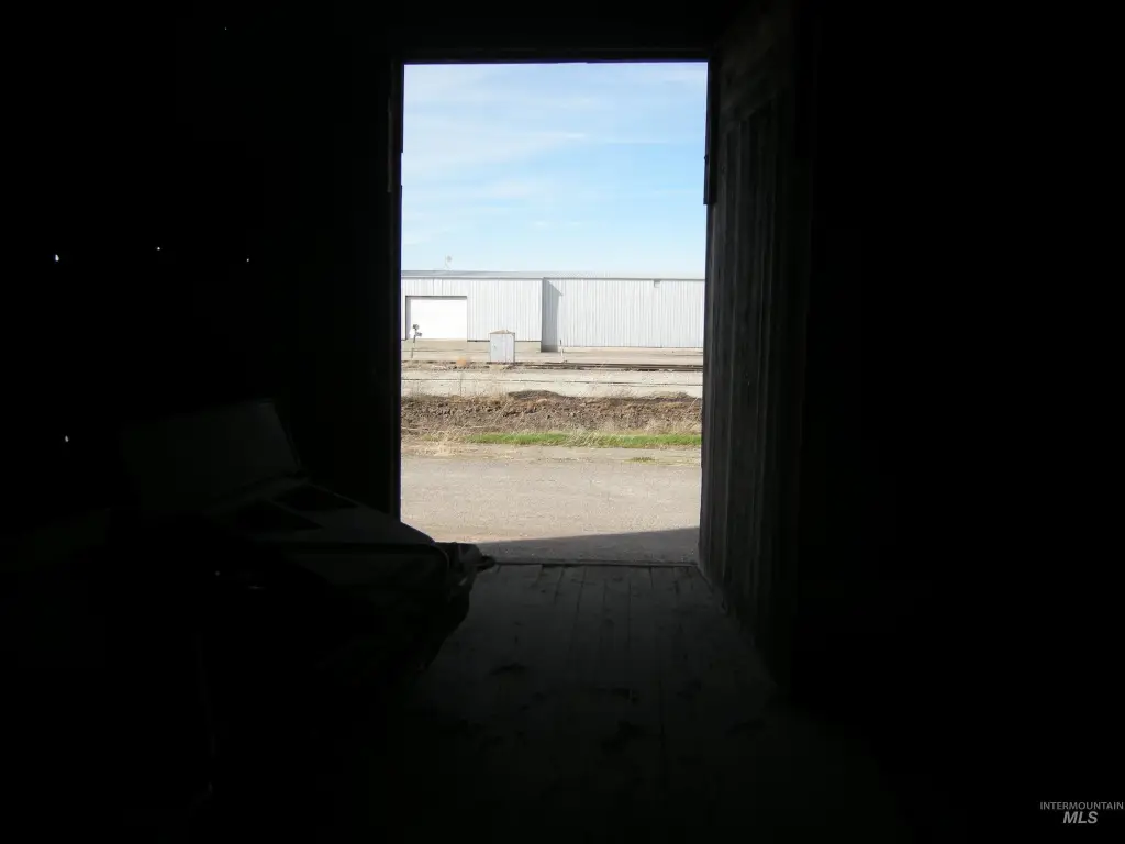 Picture 30