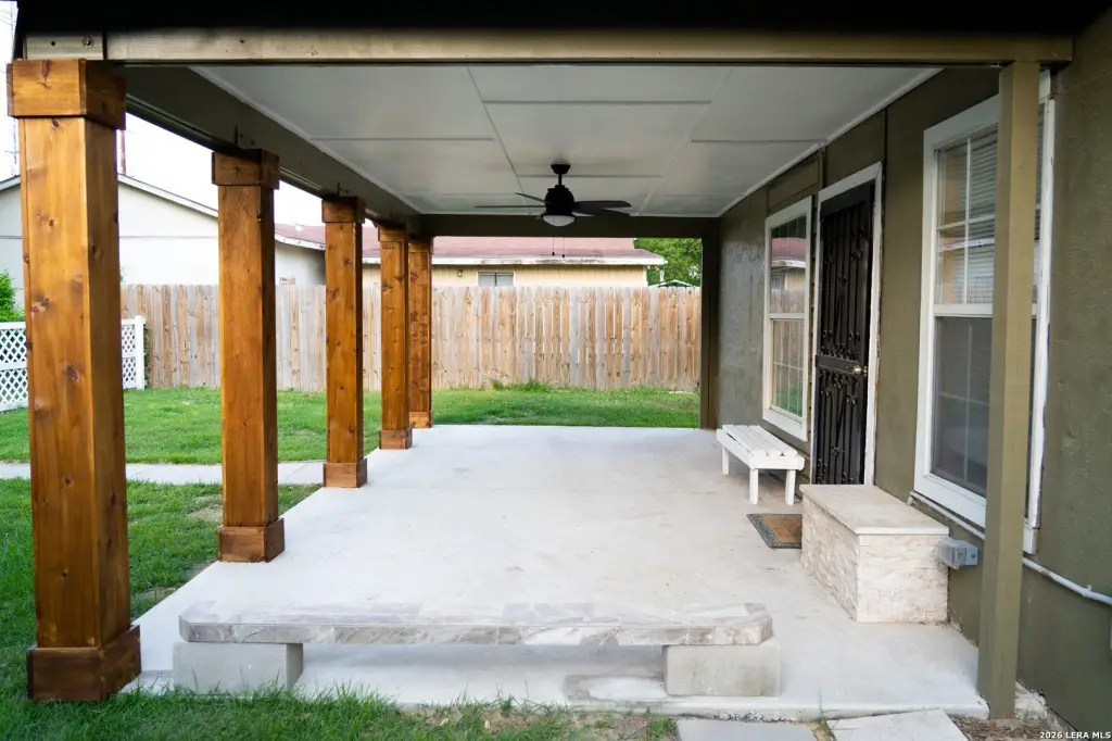 Picture 18