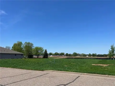 Residential Land in New Richmond