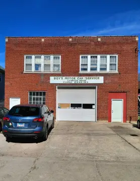 Aurora Commercial Property with Apartments