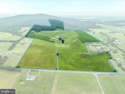 Stunning Farmland with Two Homes