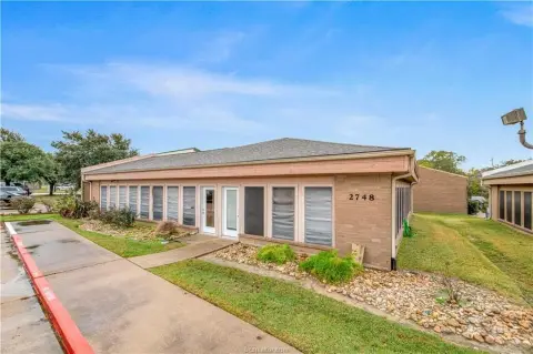 Commercial Office with Private Offices