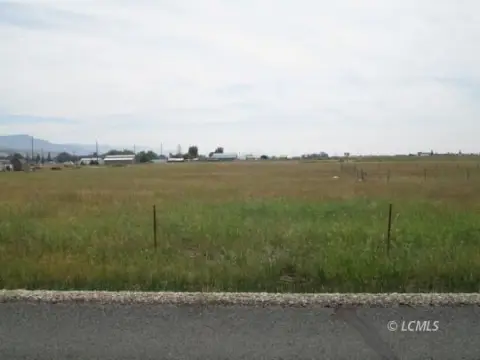 Lakeview Acreage with Development Potential