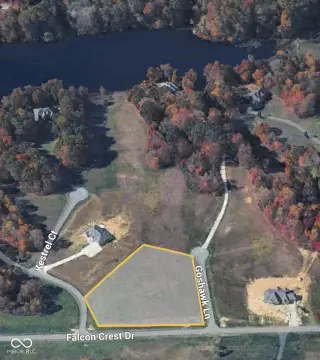 Residential Lots in Falcon Crest