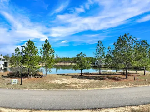 Waterfront Residential Land in Lumberton