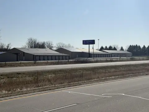 Genoa City Warehouse on 30+ Acres