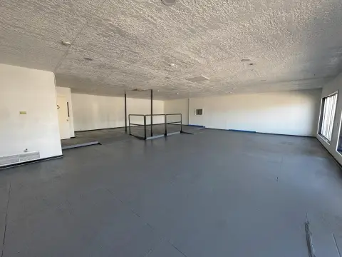 Retail Space on Highway 47