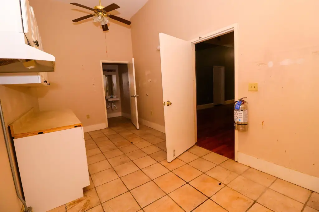 Picture 16