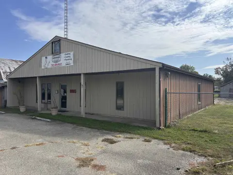 Flex Space with Office and Shop