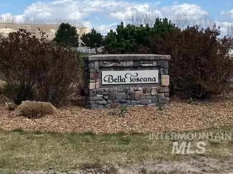 Caldwell Land with Mountain Views