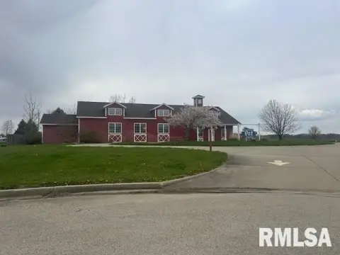 Former Pet Daycare with Kennels