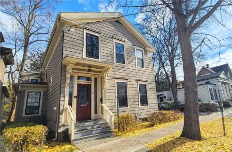 Downtown Ithaca Versatile Commercial Building