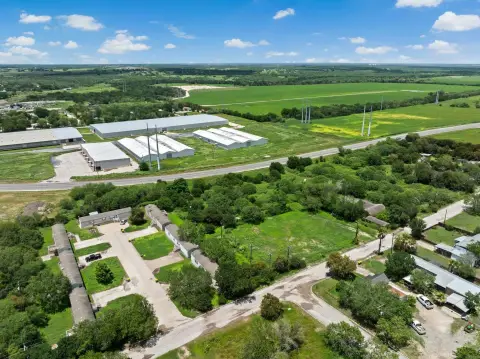 Seven-Unit Manufactured Housing Park
