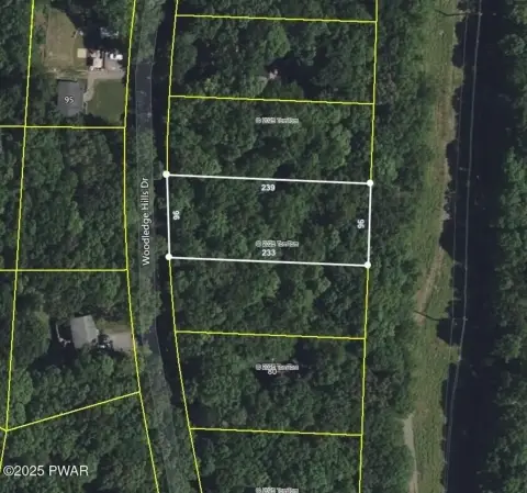 Residential Land in Hawley, PA