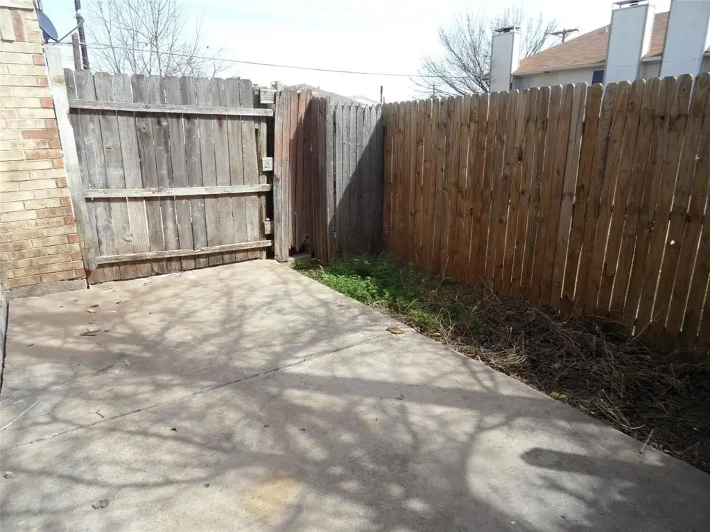 Picture 12