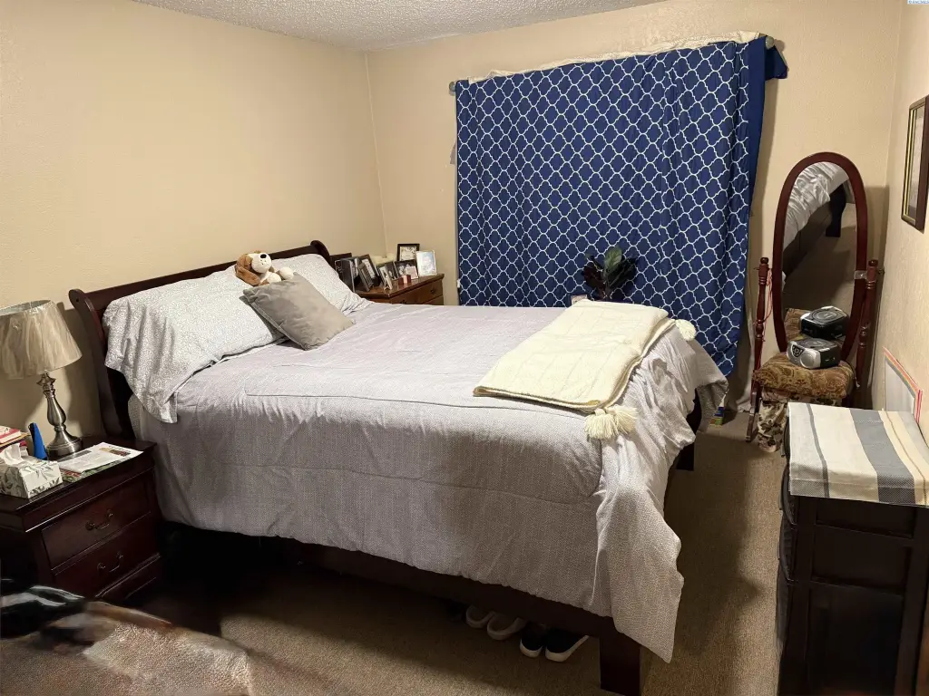 Picture 19